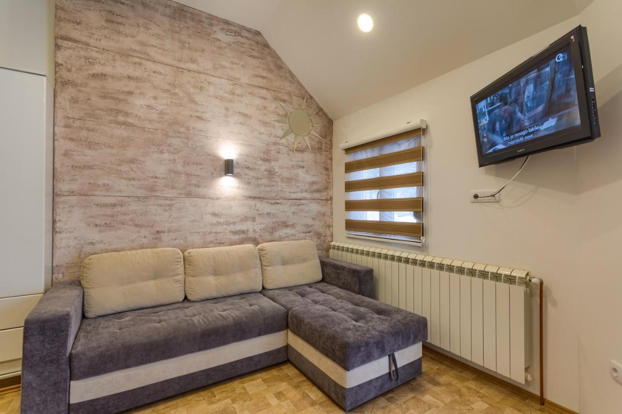 Omiljeni Apartments ズラティボール エクステリア 写真